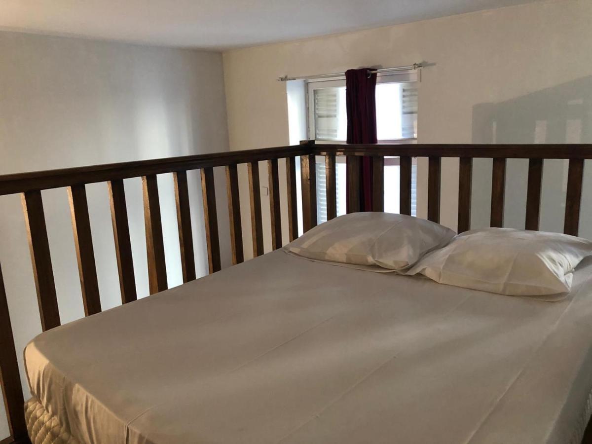 Cosy Appartement In Old City Center Bordeaux Bagian luar foto