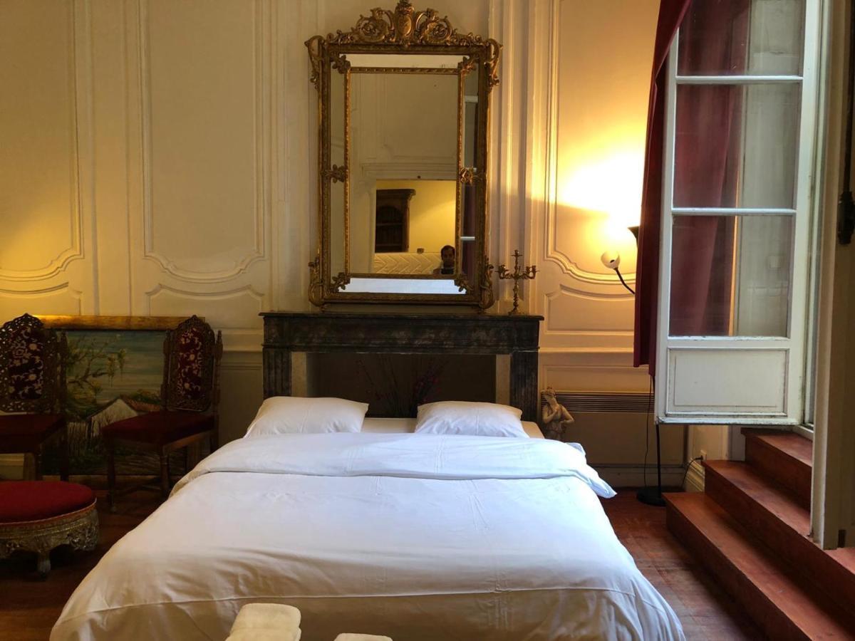 Cosy Appartement In Old City Center Bordeaux Bagian luar foto