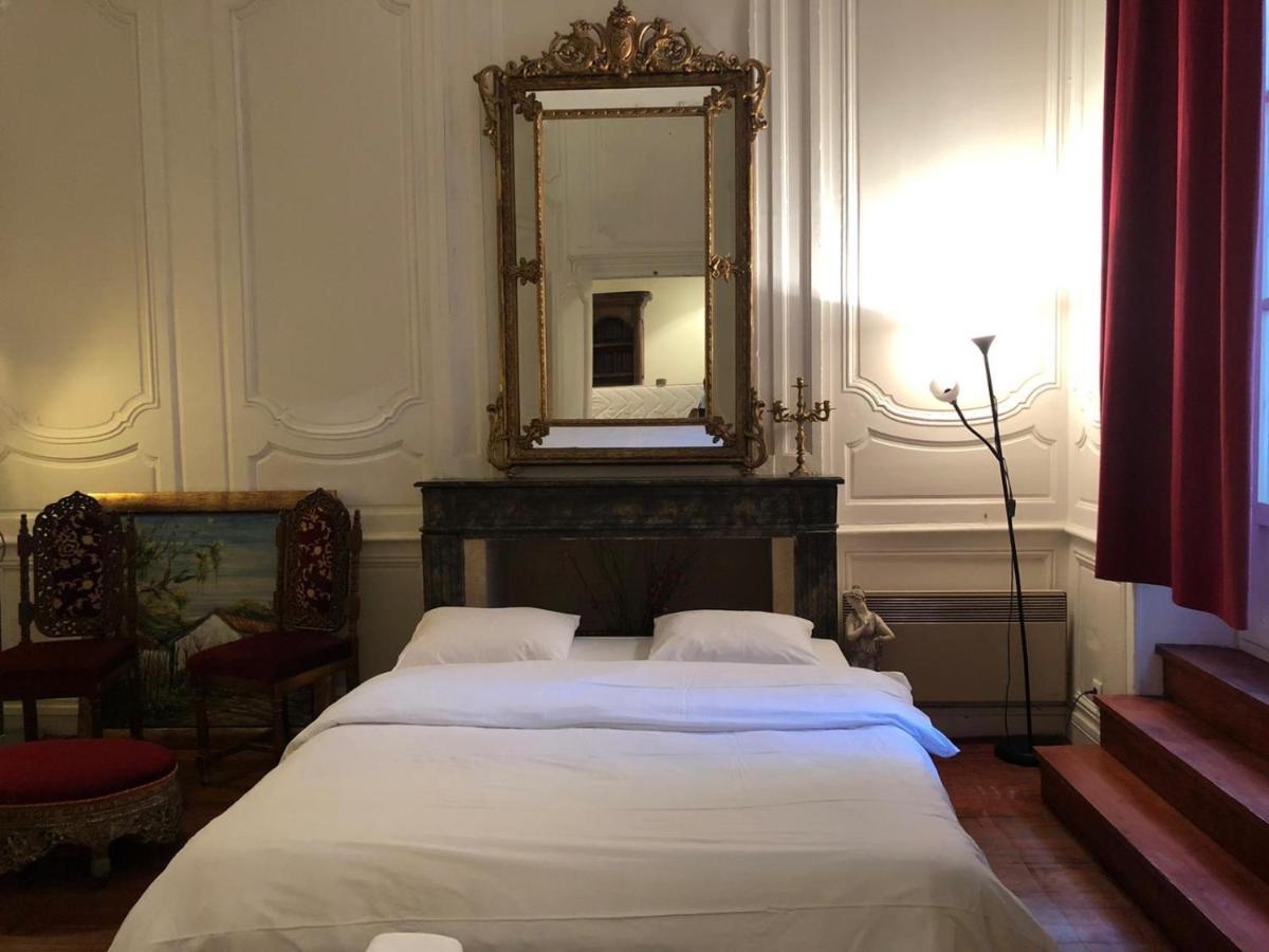 Cosy Appartement In Old City Center Bordeaux Bagian luar foto